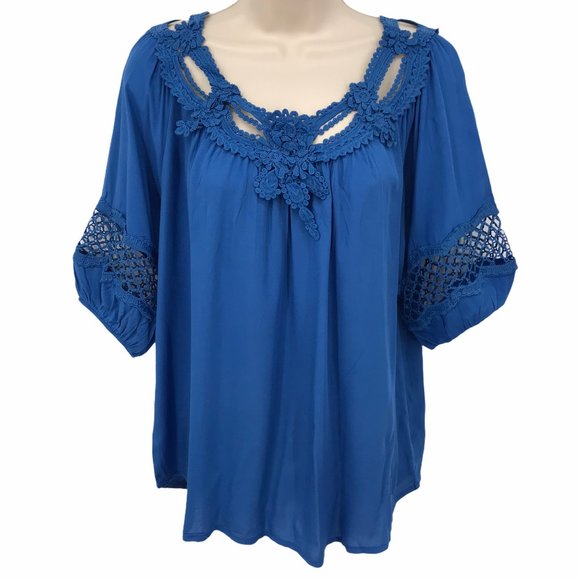 NWOT Fig & Vine Embellished Rayon Blouse M - Picture 1 of 8